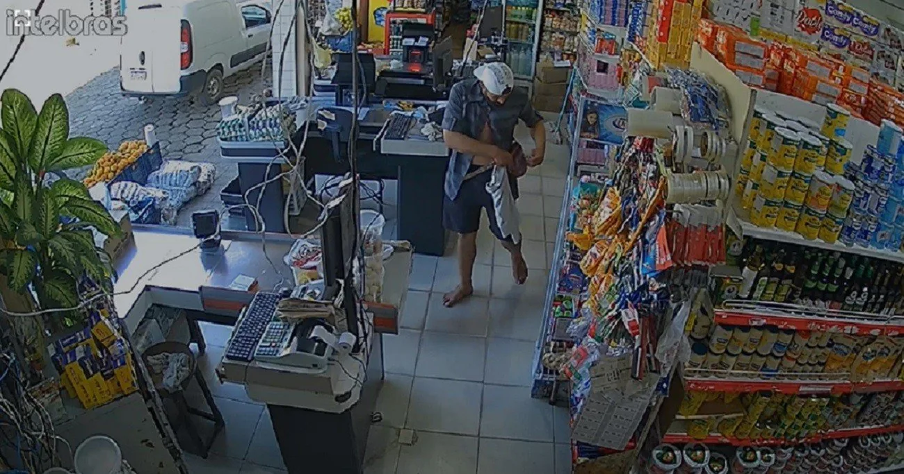 Homem é filmado matando quatro pessoas em supermercado em Visconde do Rio Branco, MG