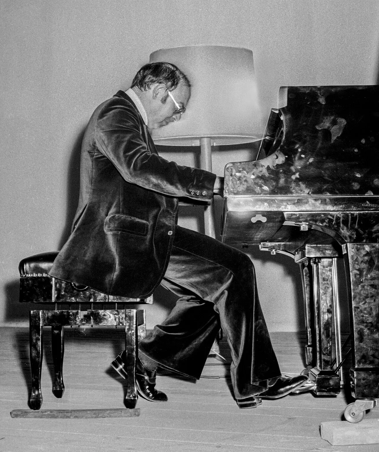 Pianista da plateia em concerto de La La Land gera comoção, mas bastidores revelam tensões