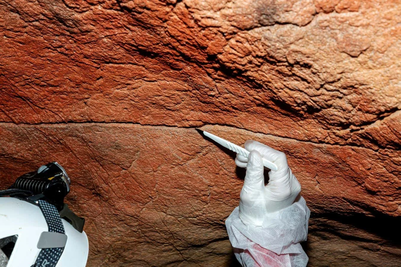 DNA humano antigo é encontrado em arte rupestre pela primeira vez