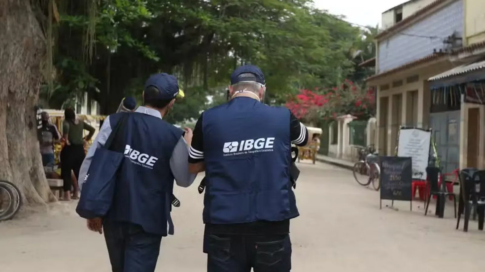 IBGE anuncia seleção com mais de 9 mil vagas temporárias; saiba como se inscrever
