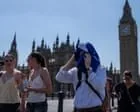 Calor extremo atinge a Europa com recordes de temperatura e tragédias
