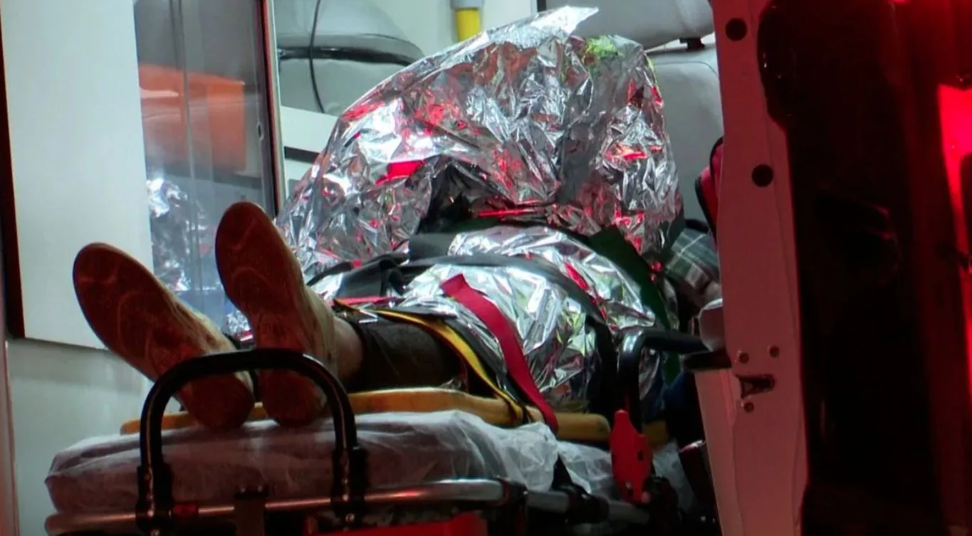 Idosa de 71 anos é resgatada após ser sequestrada e abandonada em ribanceira em SC