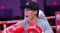 Boxeadora Hannah Rapp morre após ser atropelada enquanto pedalava