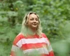 A luta de Holly Dyson contra o vício em álcool: da adição à recuperação