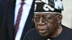 Presidente da Nigéria solicita investigação sobre agência falsa em seu gabinete