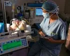 Falta de anestesistas impede 1,5 milhão de operações anuais no NHS, aponta relatório