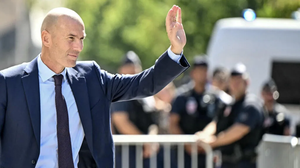 Zinédine Zidane é o novo técnico da seleção francesa