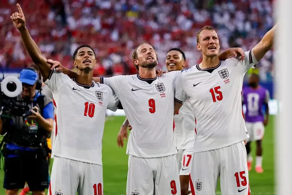 Inglaterra vence França em jogo de 10 gols e conquista 3º lugar na Copa do Mundo 2026