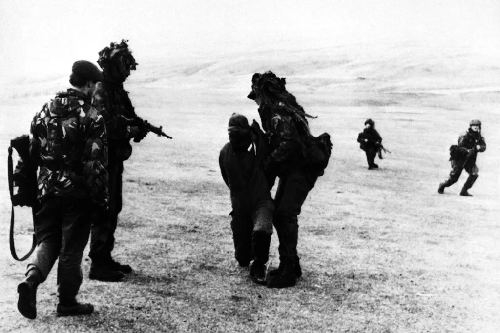 Argentina e Inglaterra: Rivalidade Histórica e a Guerra das Malvinas
