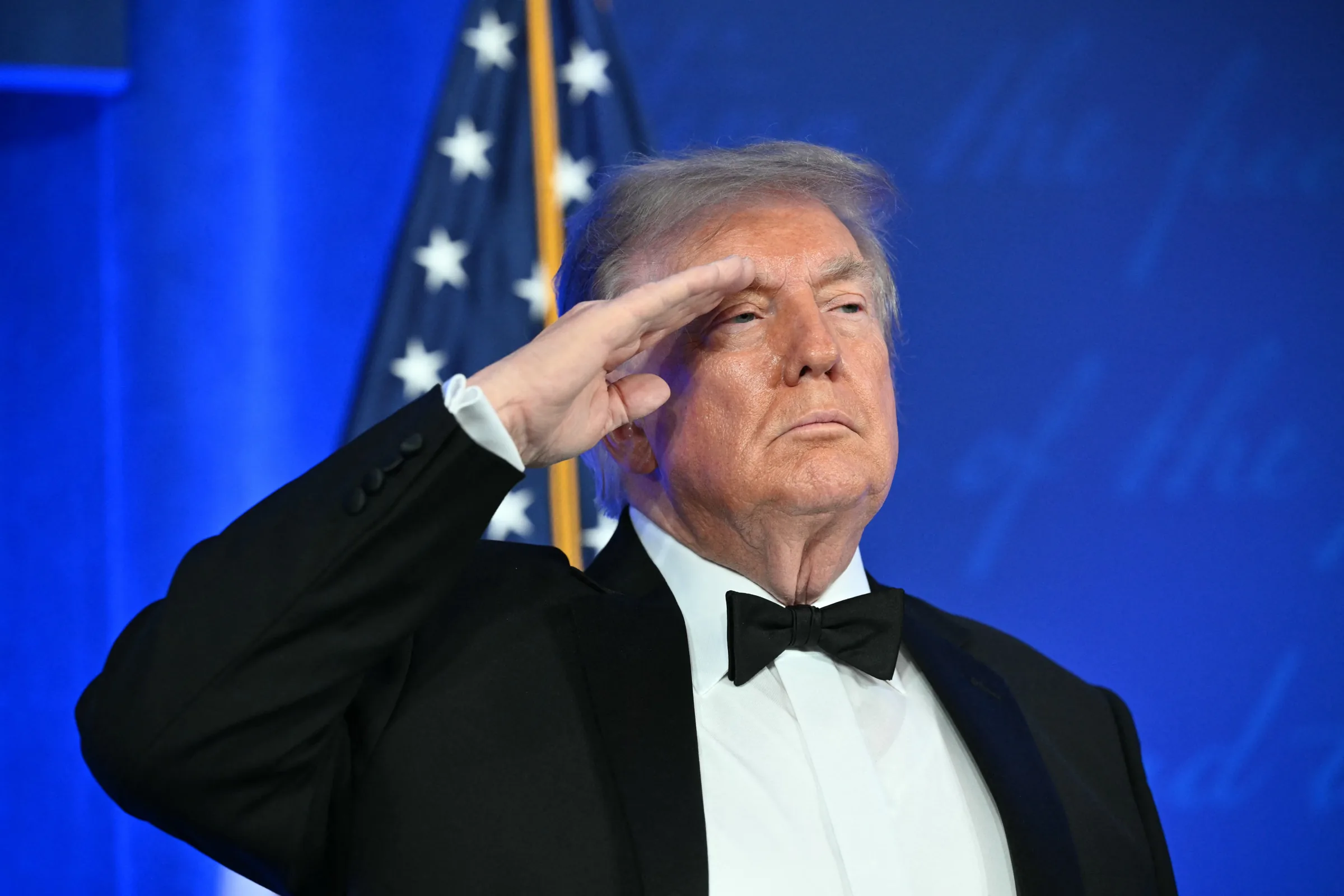 'Às vezes acho que vocês não gostam de mim', ironiza Trump em evento da Casa Branca com imprensa internacional