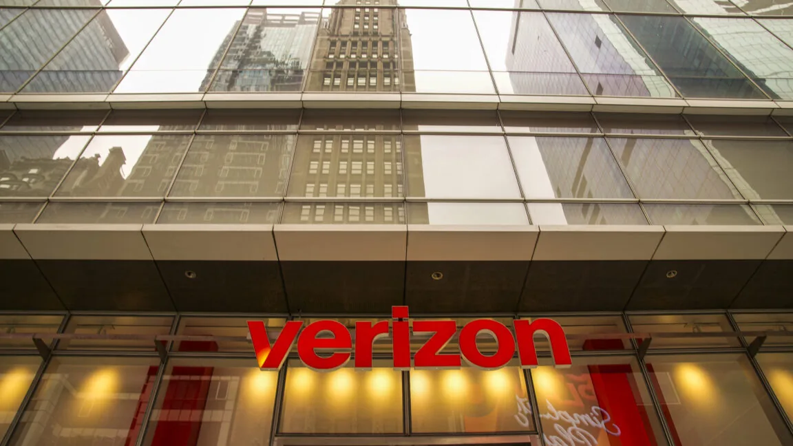 Verizon anuncia parceria de US$ 1 bilhão com Google para centros de dados