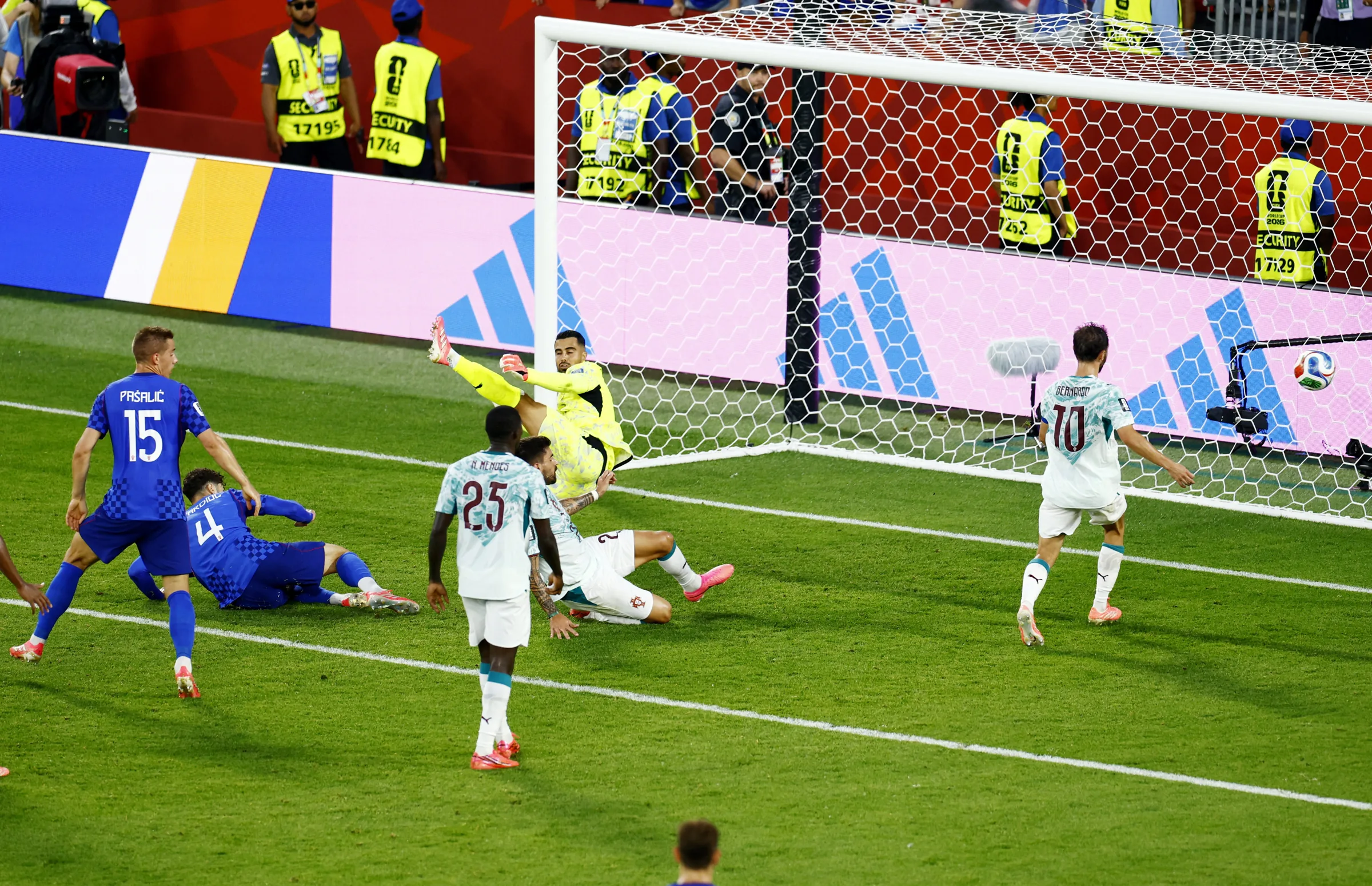 Tecnologia da bola Trionda decide partida entre Portugal e Croácia na Copa de 2026