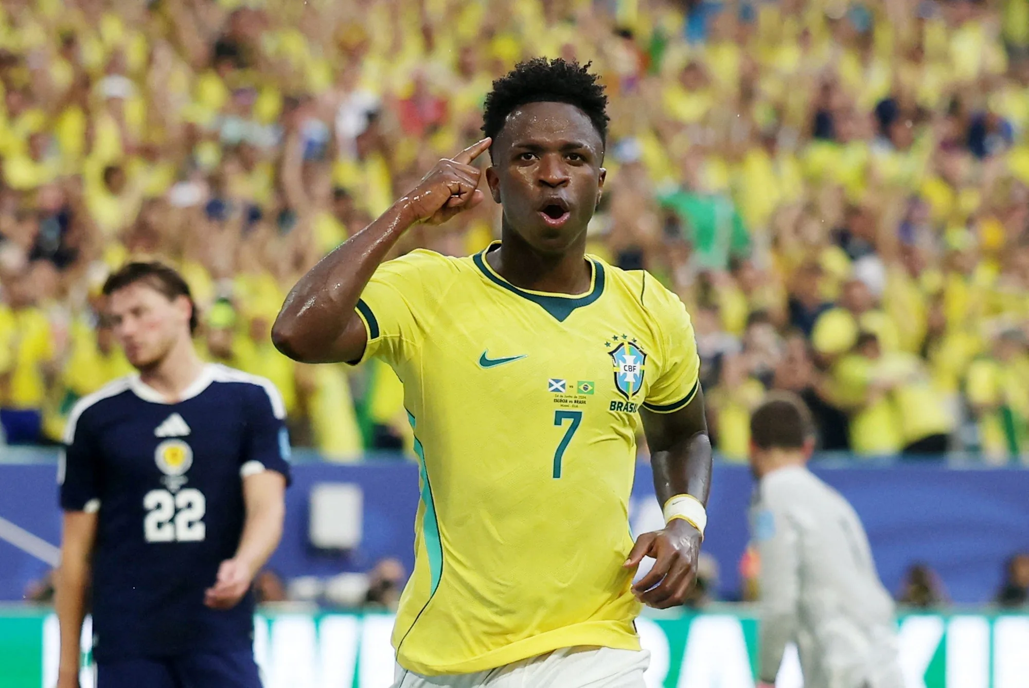 Fake news sobre suspensão de juiz no jogo Brasil x Escócia desmentida
