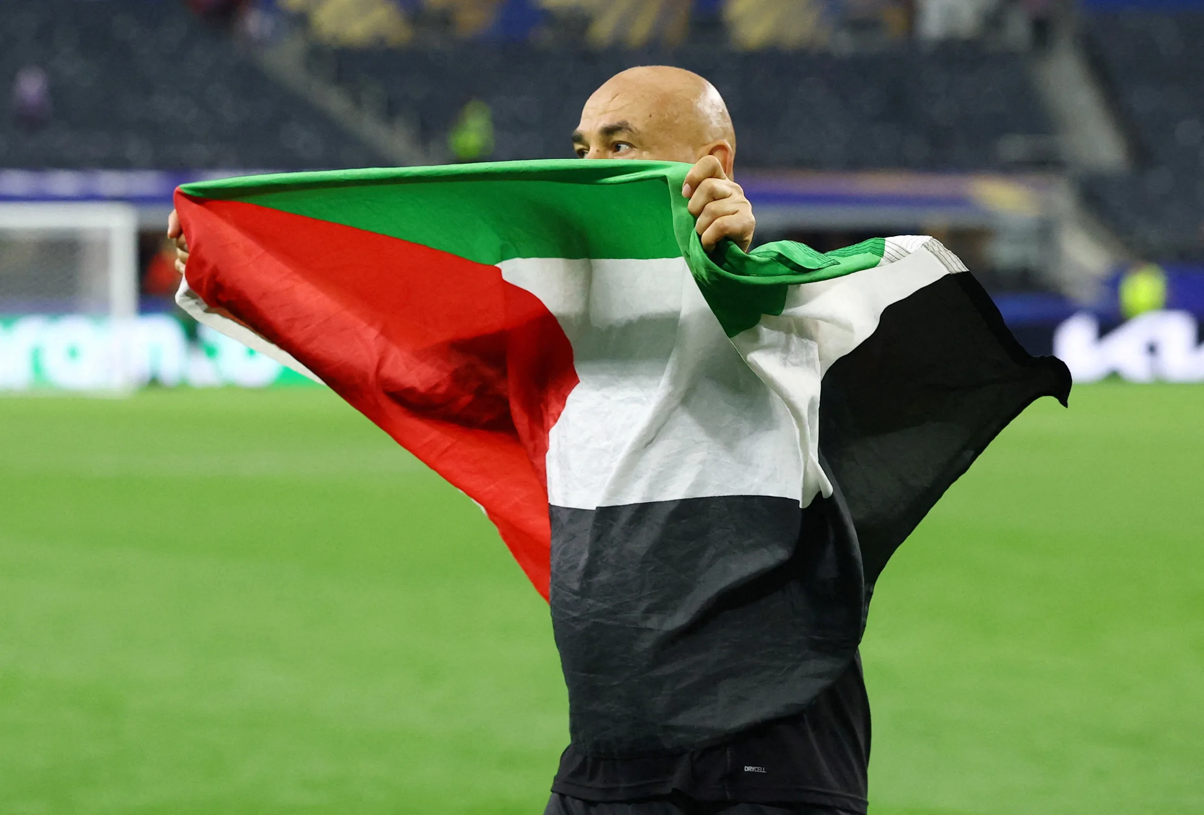 Técnico do Egito defende Palestina após classificação histórica