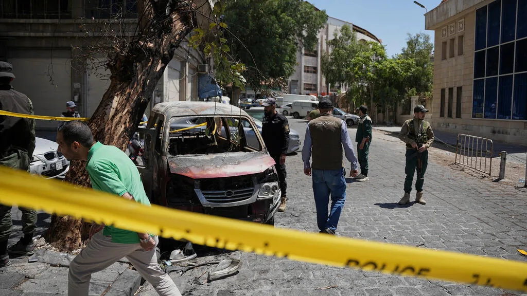 Syria arrests ISIS-linked suspects over Damascus bombings during Macron visit