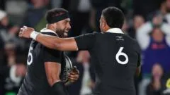 All Blacks superam Irlanda em vitória convincente no Eden Park
