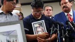 Homem morto por agentes de imigração em Houston não era alvo, diz DHS