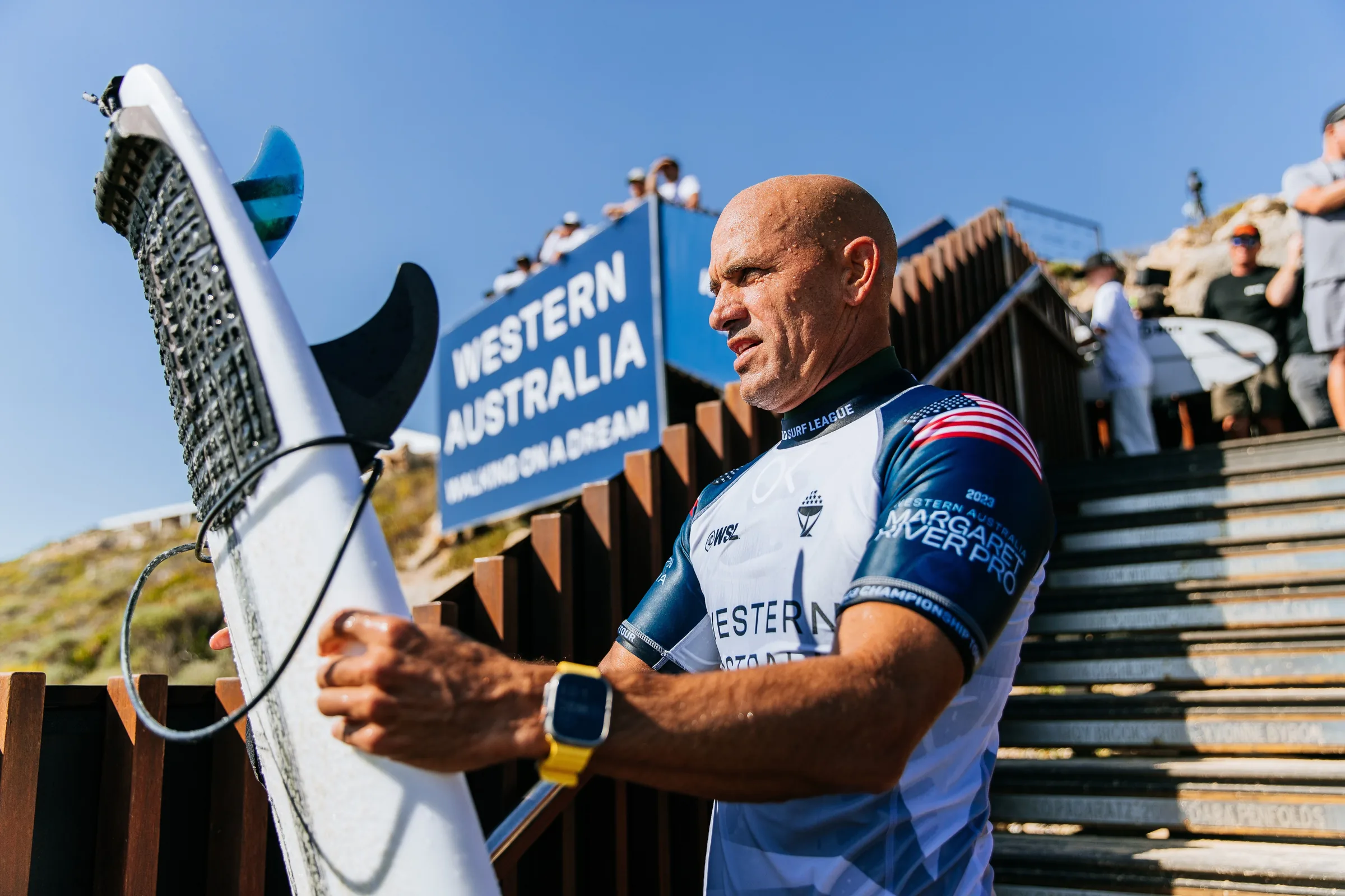 Kelly Slater recebe convite da WSL e retorna ao CT na etapa do Taiti, em agosto