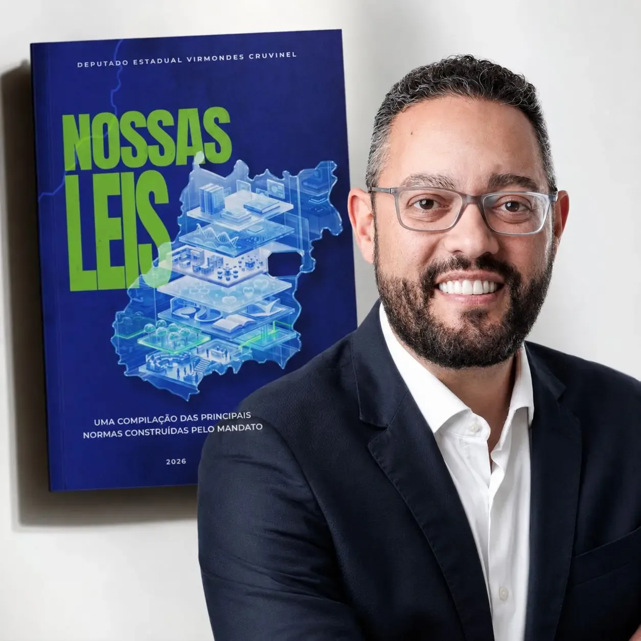 Virmondes Cruvinel lança e-book com suas principais leis