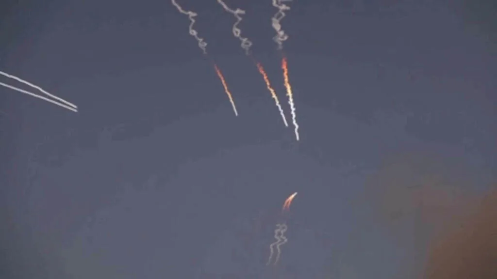 Explosões em Kuwait e Bahrein após ataques do Irã a bases dos EUA