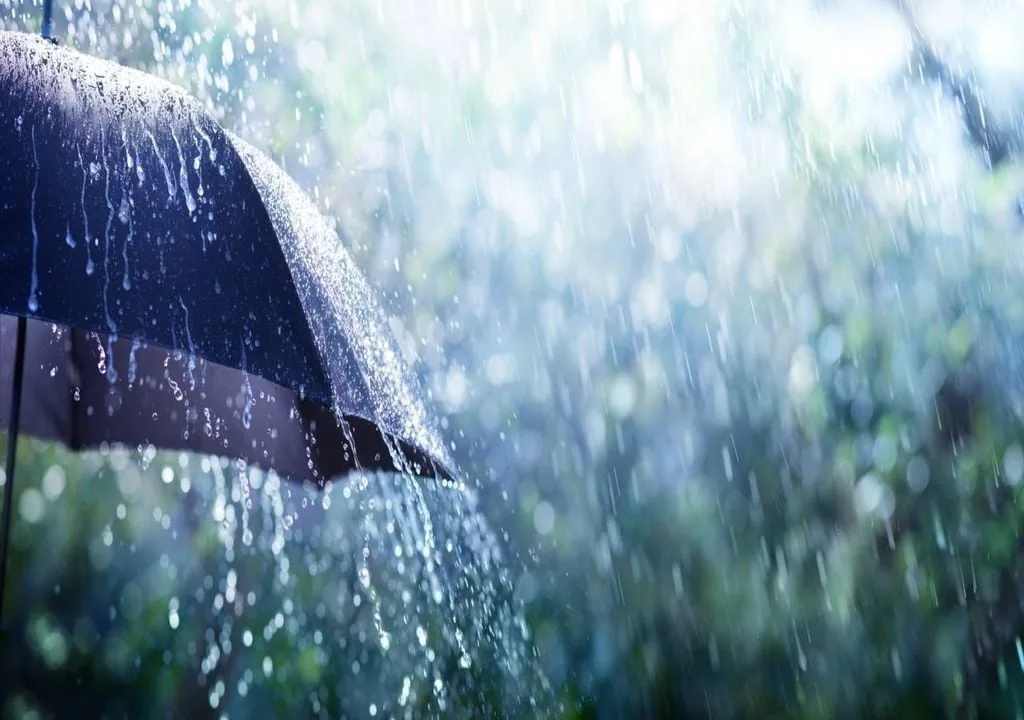 Previsão do tempo: frente fria mantém alerta de temporais no Sul