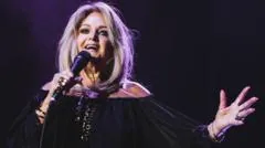 Planos do funeral de Bonnie Tyler são anunciados com convite aos fãs