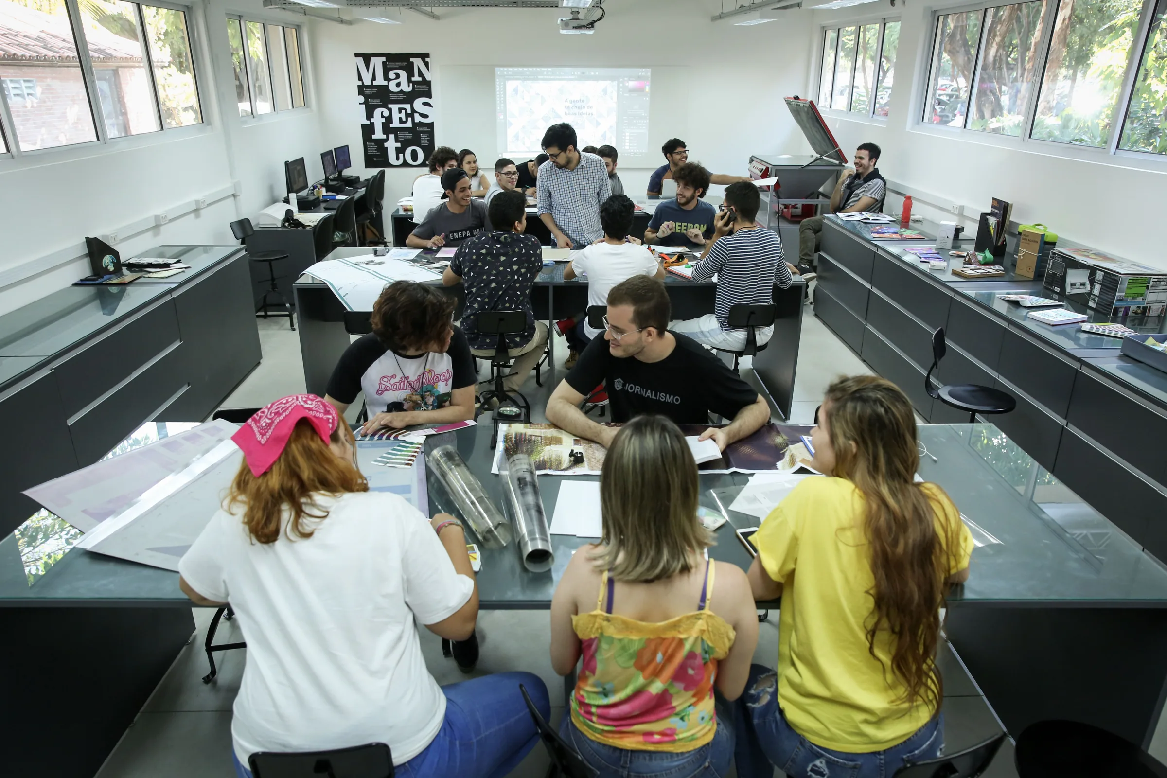 Estudantes universitários têm até 12 de julho para se inscrever no Prêmio Profissionais do Ano