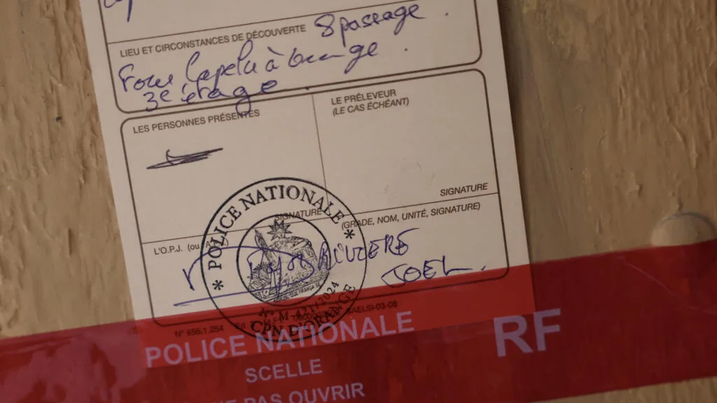 Polícia francesa encontra restos de cinco bebês em casa