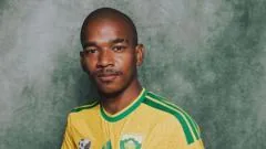 Morre Jayden Adams, meio-campista da África do Sul, aos 25 anos