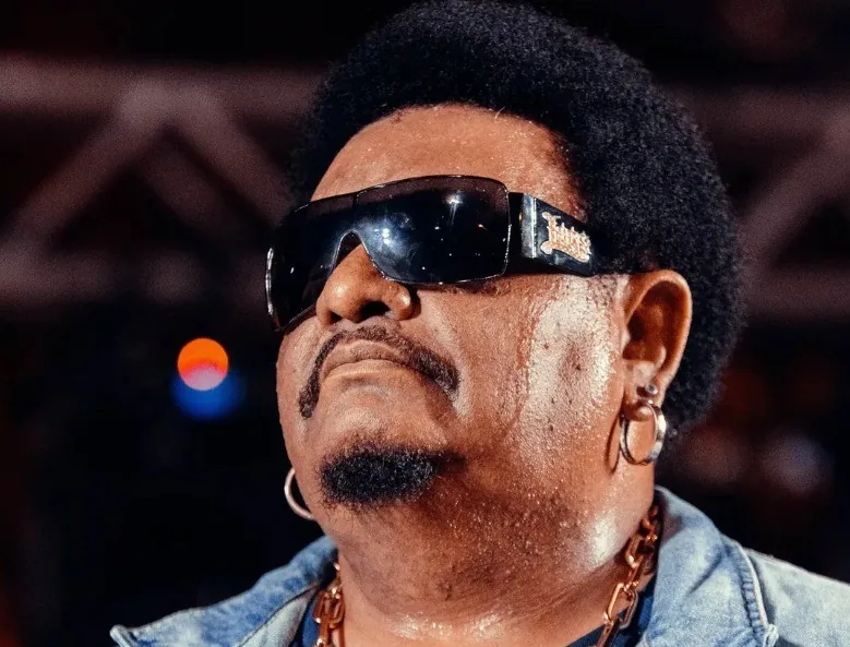 Morre o rapper Rivas Alves, aos 56 anos, em Brasília