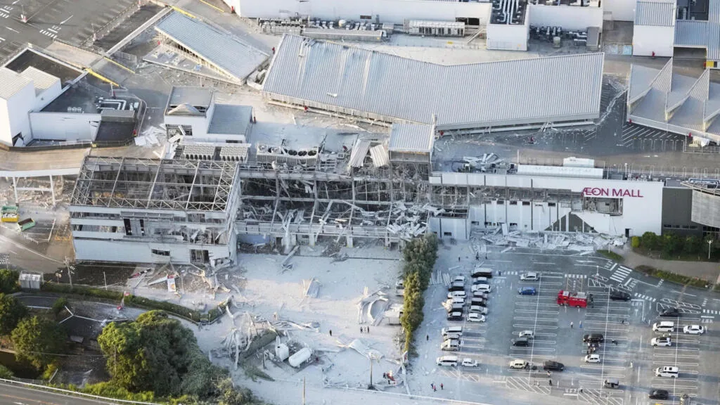 Múltiplas mortes em colapso de shopping no Japão após terremoto de 7,1