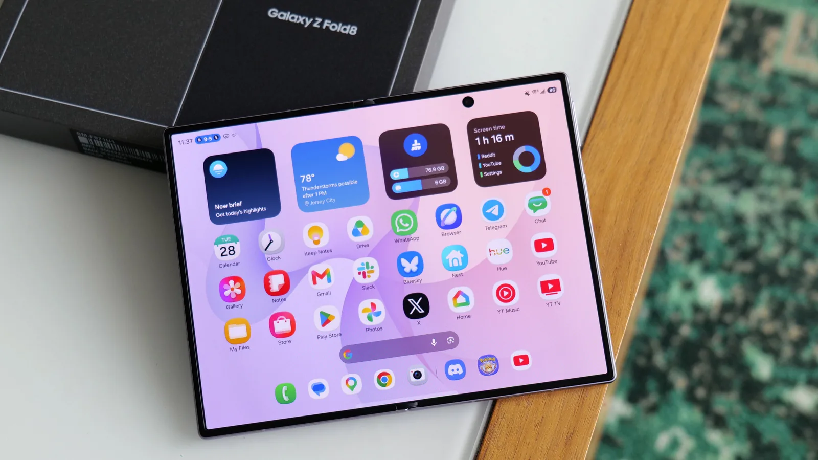 Samsung Galaxy Z Fold 8: Design e Desempenho Aprimorados