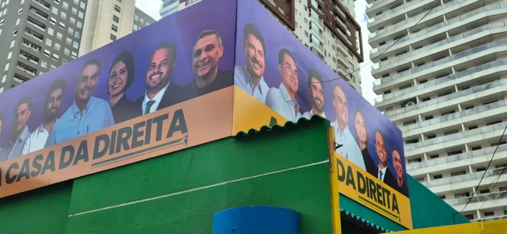 Justiça manda retirar outdoors por propaganda eleitoral antecipada e irregular