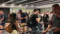 Novo sistema de fronteira da UE aumenta tempo de espera em aeroportos