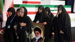 Irã inicia luto público por Ayatollah morto em fevereiro
