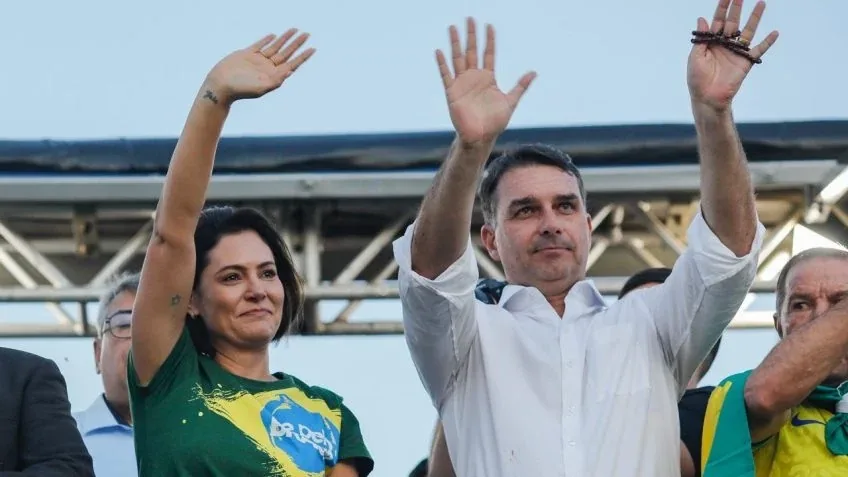 “Eu te desculpo”: Michelle Bolsonaro responde a Flávio e propõe conversa reservada sobre campanha