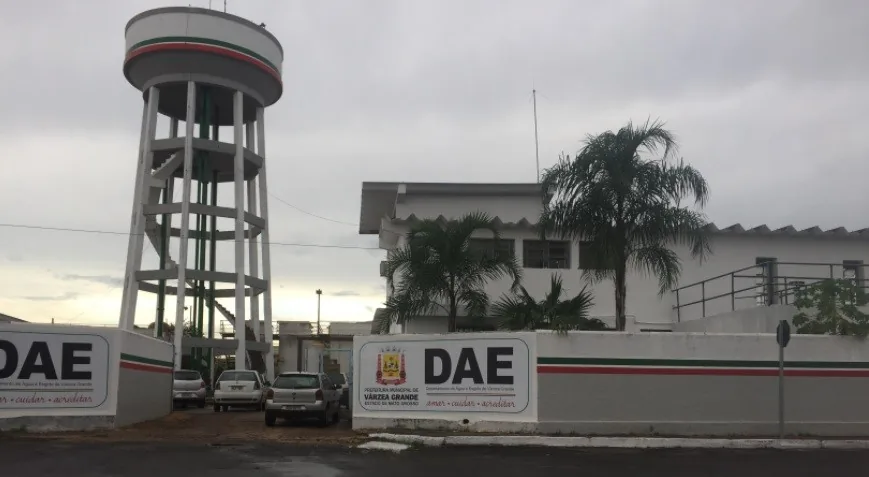 Governo assina termo para investir R$ 60 milhões no abastecimento de água em Várzea Grande