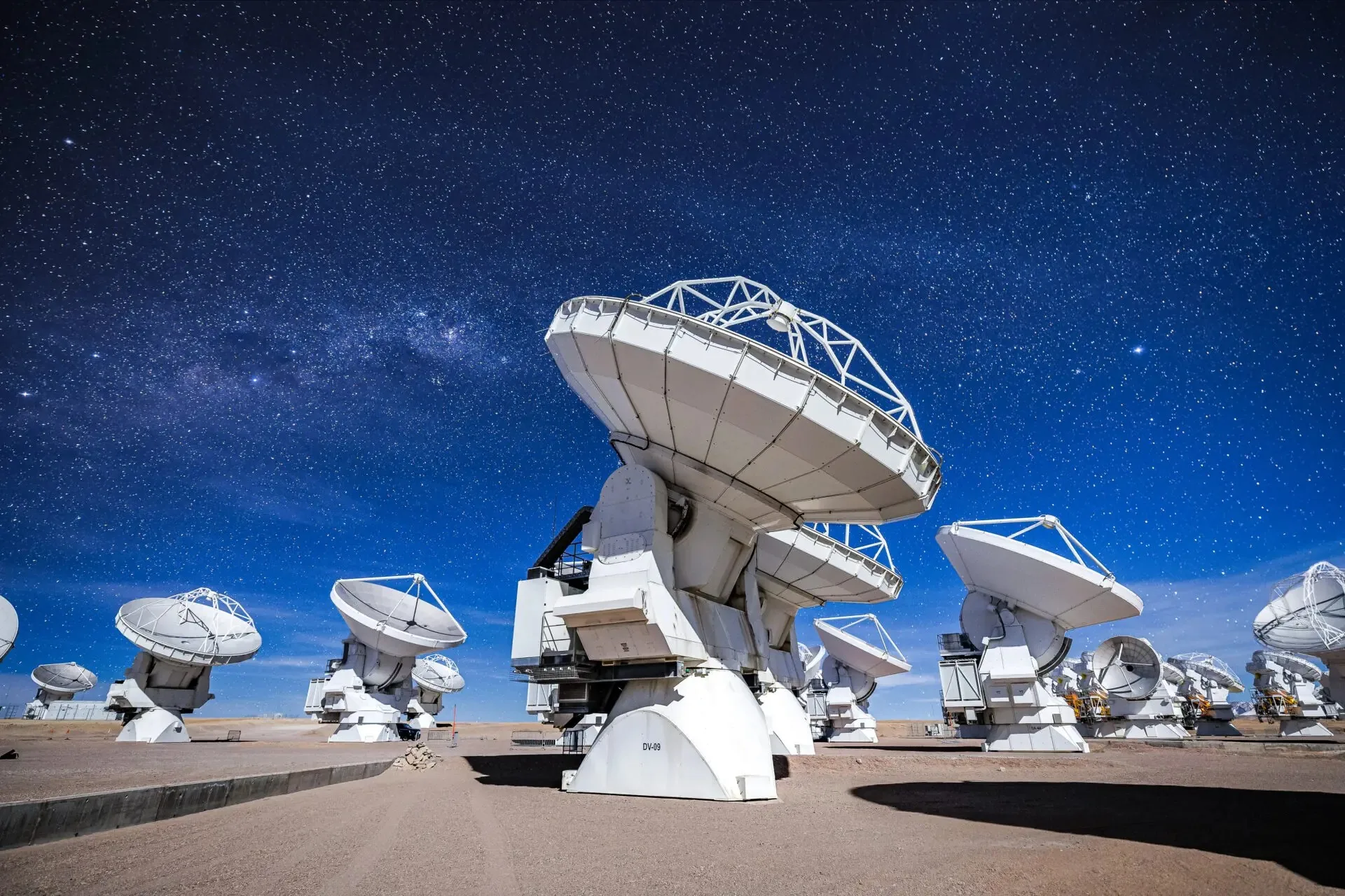 Sinais de vida alienígena podem estar ocultos em faixa de rádio pouco explorada