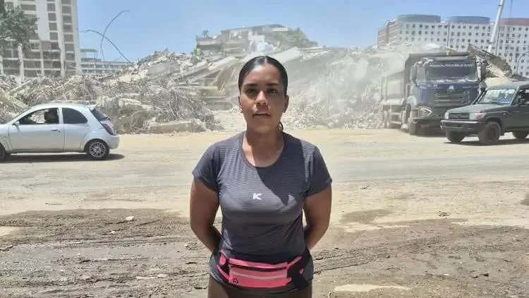 Terremotos na Venezuela: jovem busca familiares entre escombros