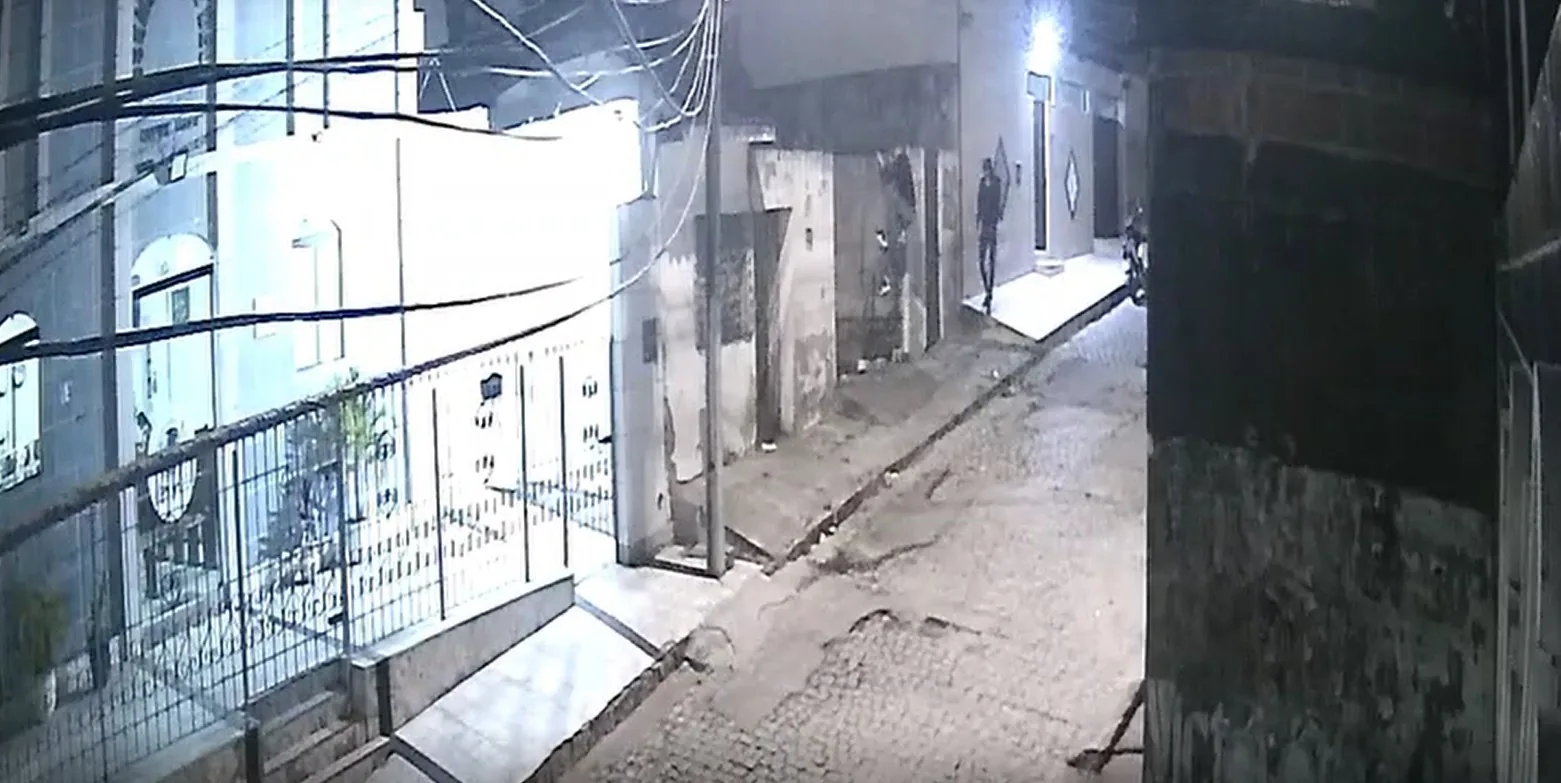 Filho de diarista é preso suspeito de envolvimento em assalto em que família foi obrigada a fazer Pix de R$ 40 mil, em Campina Grande; VÍDEO
