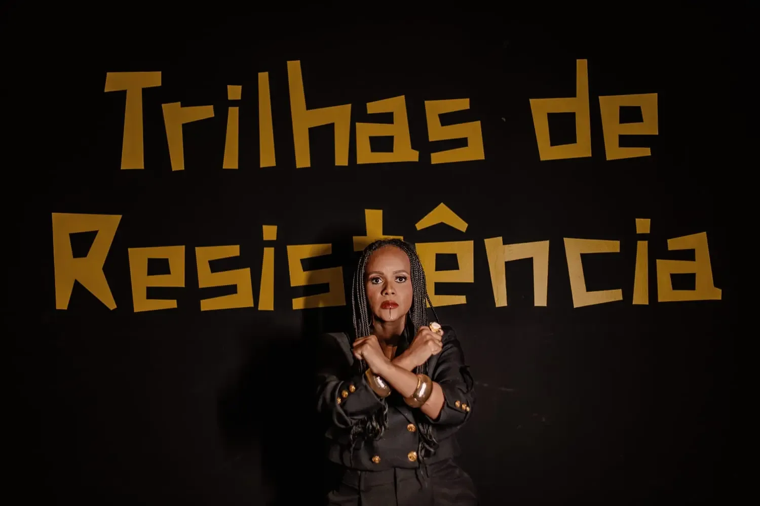 Loide Oliveira leva espetáculo sobre ancestralidade e protagonismo negro a Anápolis