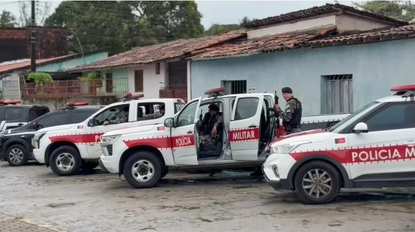 Polícia Militar apreende câmeras irregulares em operação no Distrito Mecânico, em João Pessoa