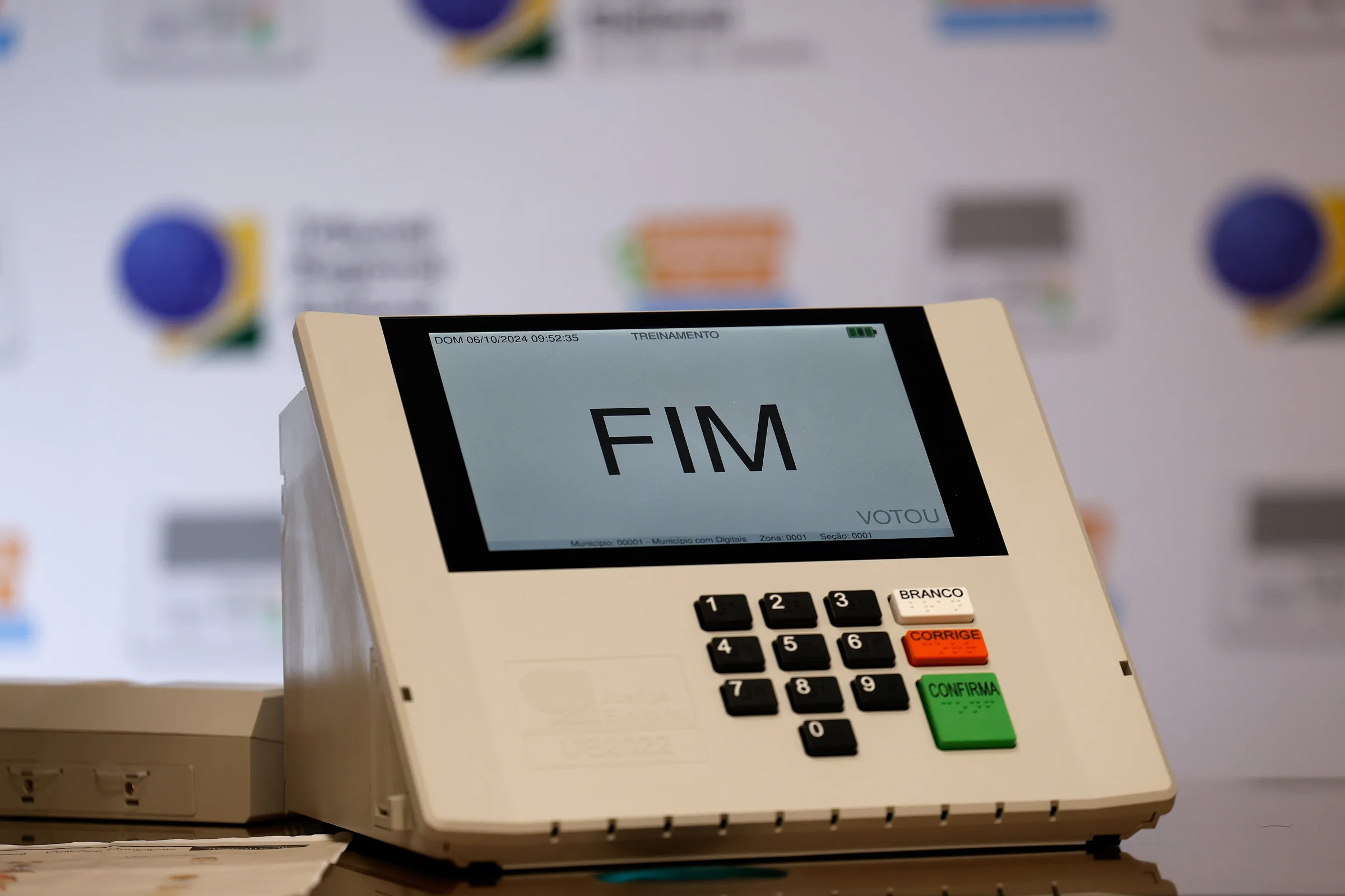 Eleições 2026: começa nesta segunda prazo para pedir voto em trânsito; saiba como fazer