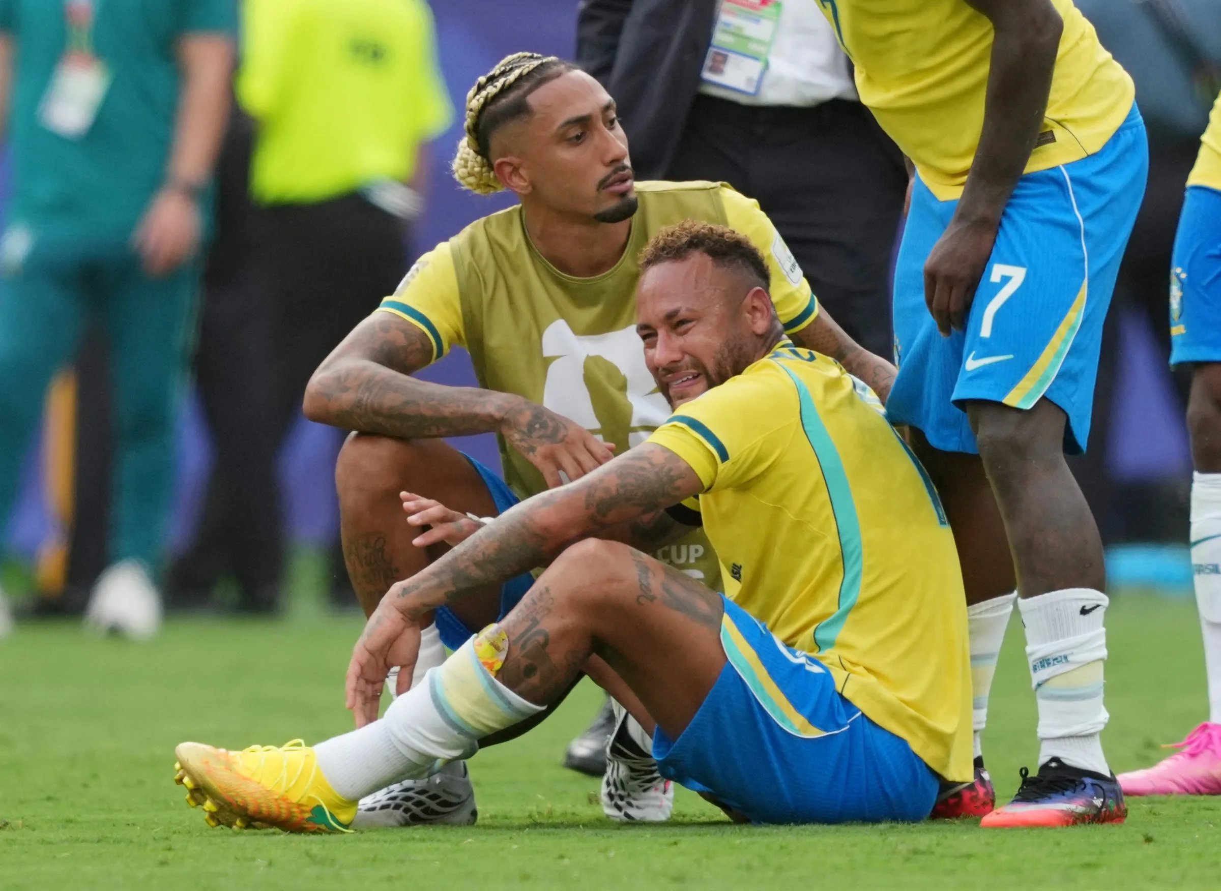 Eliminação do Brasil na Copa gera lamento e retorno à rotina