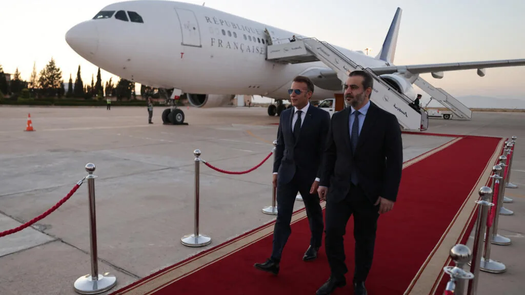 Visita de Macron a Damasco marca retorno da diplomacia francesa à Síria