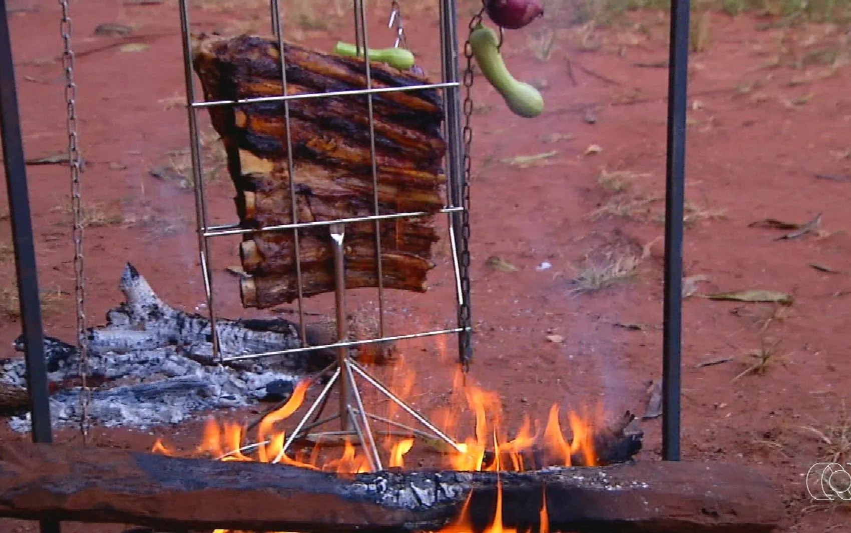 Costela assada no fogo de chão: Jornal do Campo ensina como fazer carne suculenta
