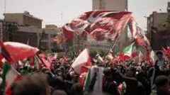 Iran encerra luto por Khamenei com desfile político