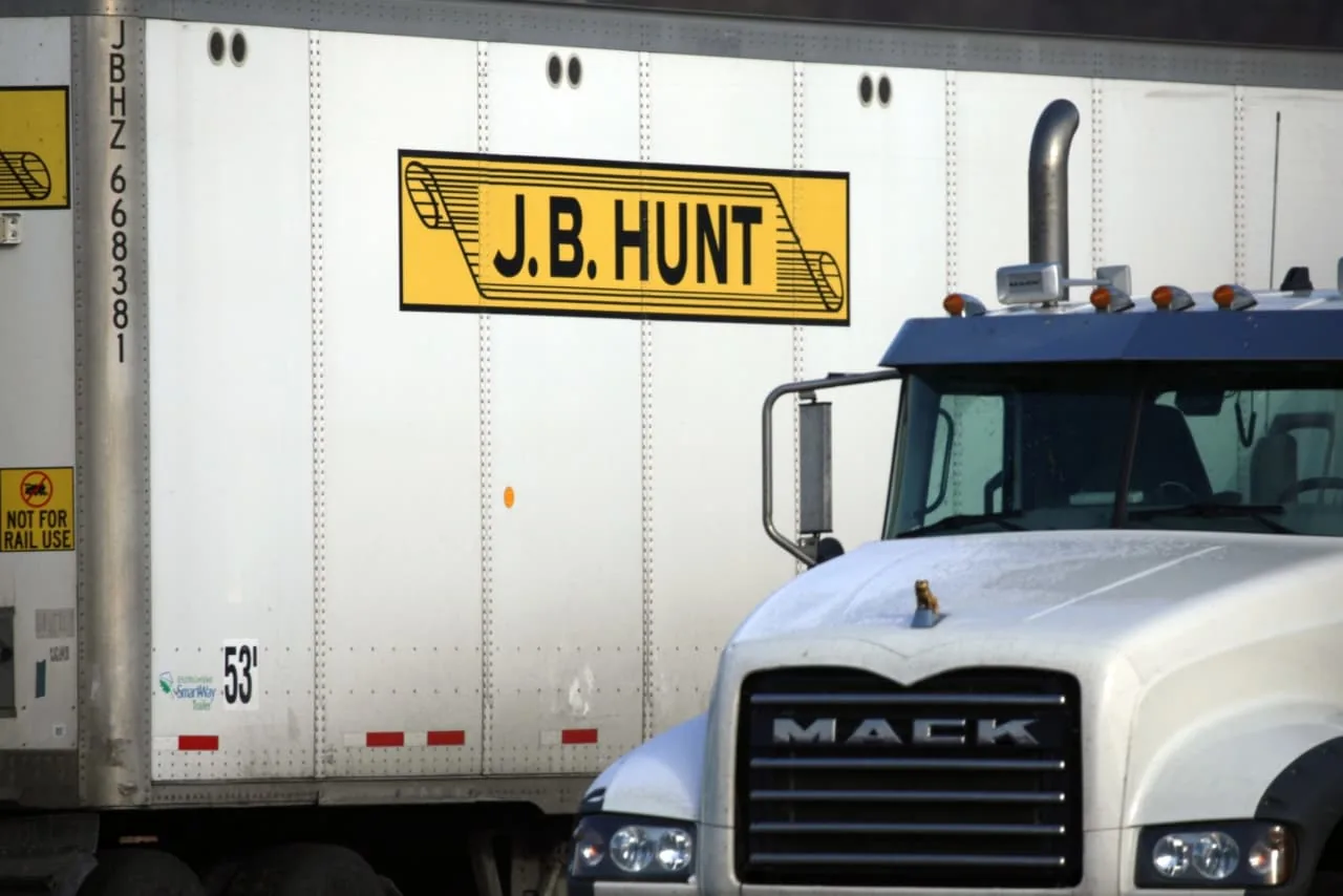 J.B. Hunt registra alta de 8% nas ações após resultados positivos