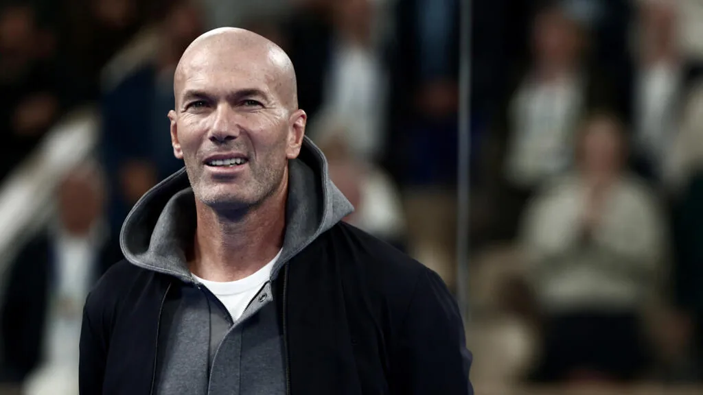 Zinedine Zidane deve assumir como treinador da seleção francesa
