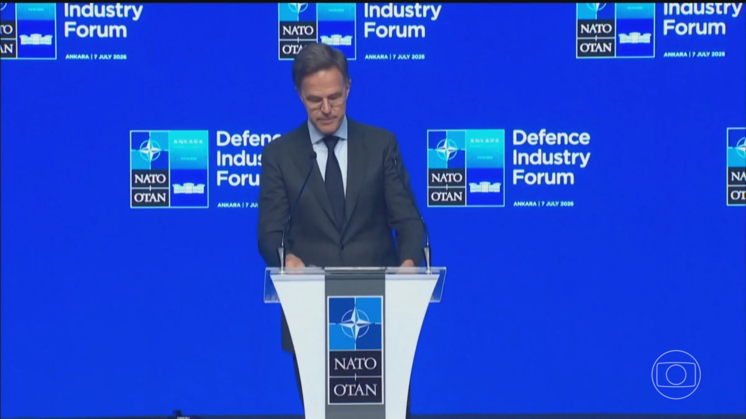 Líderes da Otan debatem investimentos em defesa em meio à guerra na Ucrânia